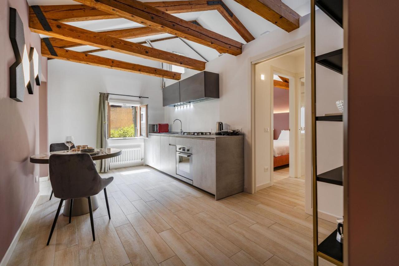 Ca' San Carlo Residence By Wonderful Italy 베니스 외부 사진